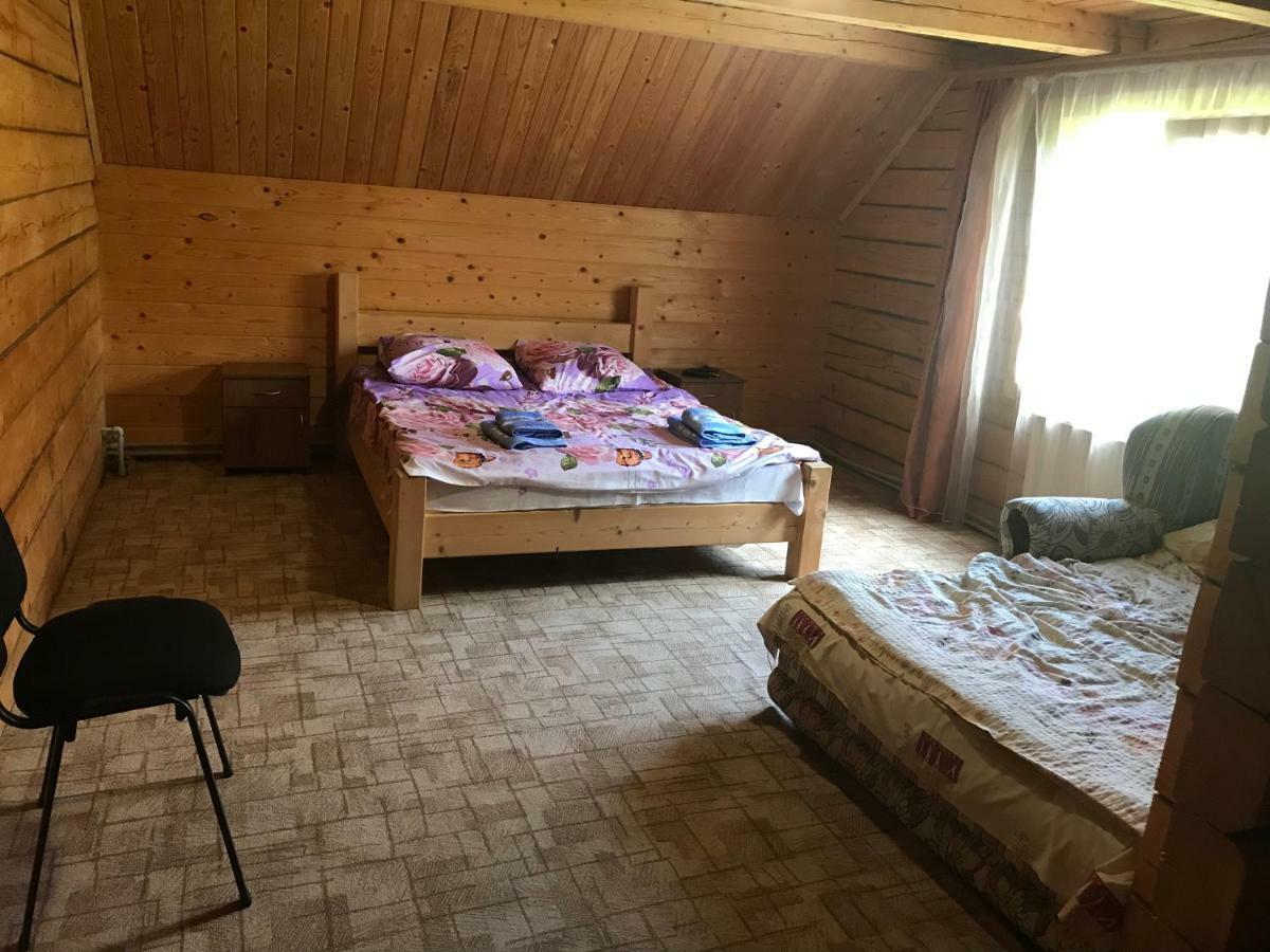 Садиба Гуцульський Двір Worochta Exterior foto